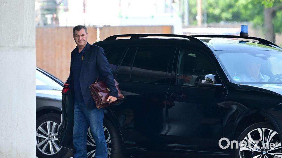 CSU-Chef Söder fuhr am Kanzleramt vor. Bild: Fabian Sommer/dpa