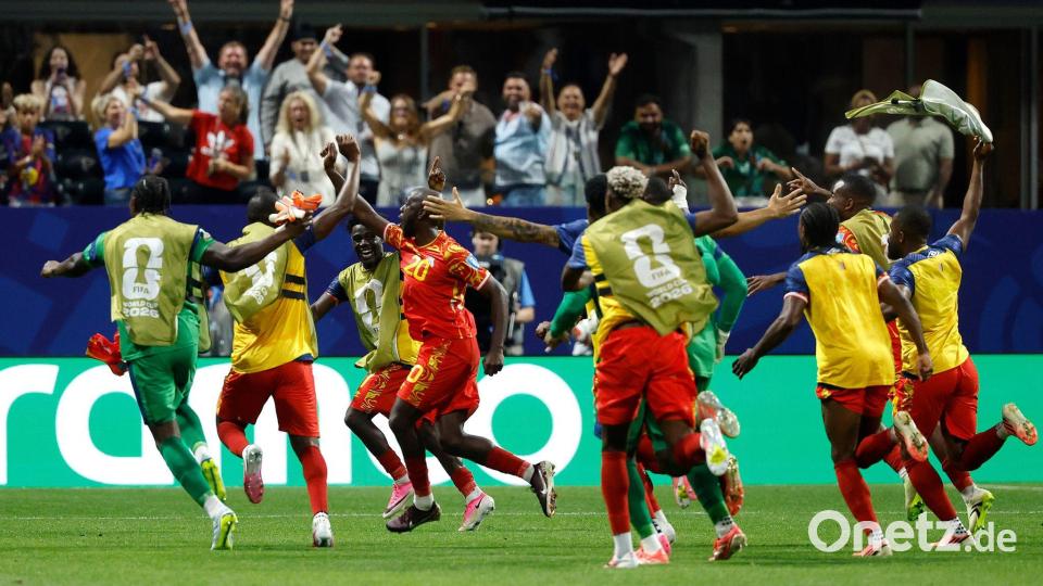 Die DR Kongo steht im WM-Sechzehntelfinale. Bild: Erik S. Lesser/AP/dpa