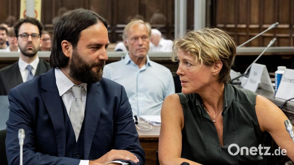 Die Angeklagte Christina Block und ihr Anwalt Ingo Bott am 60. Prozesstag. Bild: Markus Scholz/dpa