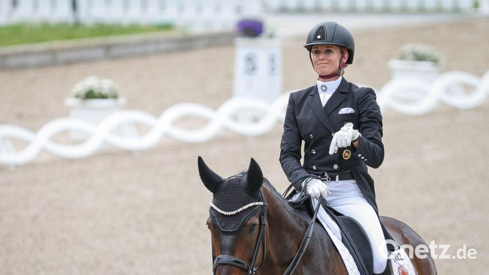 Jessica von Bredow-Werndls Pferd Diallo starb im Januar. (Archivbild) Bild: Friso Gentsch/dpa