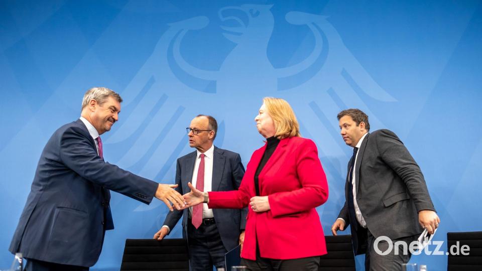 Die Koalition will kleine und mittlere Einkommen entlasten. (Archivbild) Bild: Michael Kappeler/dpa