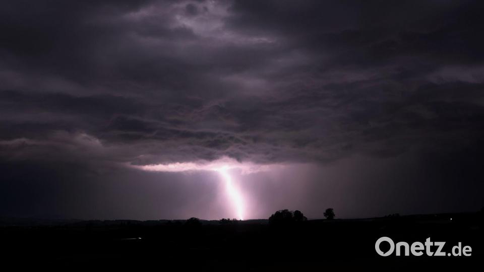 Auch im Allgäu gab es Gewitter mit Blitzschlag. Bild: Karl-Josef Hildenbrand/dpa