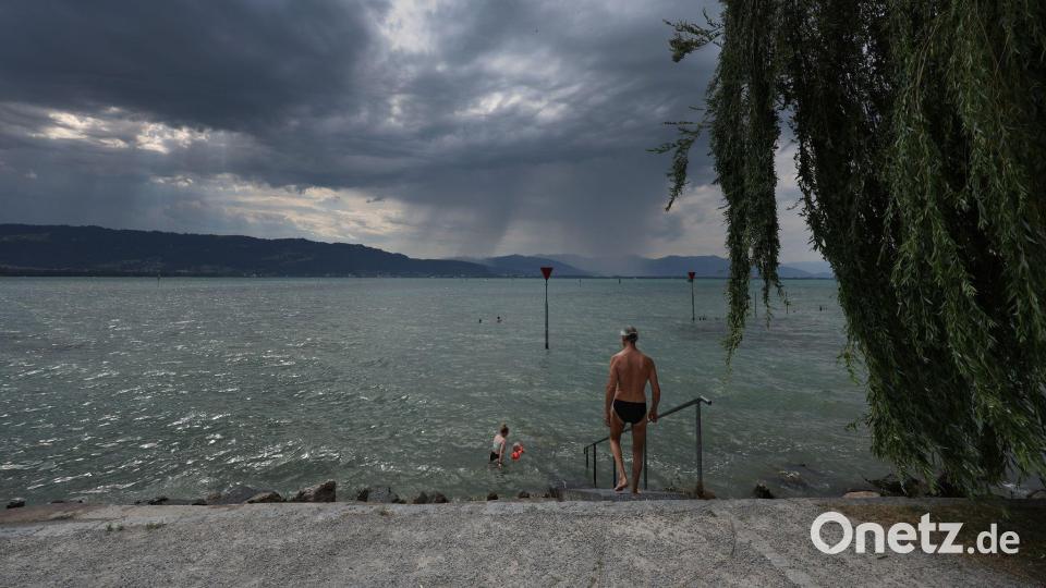 Sommerliche Hitze trifft vor allem im Süden Bayerns in den kommenden Tagen auf eine wachsende Gefahr von Unwettern. Auch im Norden des Freistaates kann es aber örtlich zu Unwettern kommen. (Archivbild vom Sonntag) Bild: Karl-Josef Hildenbrand/dpa