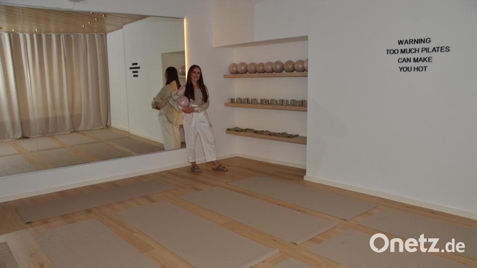 Anna-Lena Pinter eröffnet im Haus ihrer Schwiegereltern am Marktplatz ein Pilates-Studio und erfüllt sich damit einen langgehegten Wunschtraum. Bild: Elisabeth Dobmayer