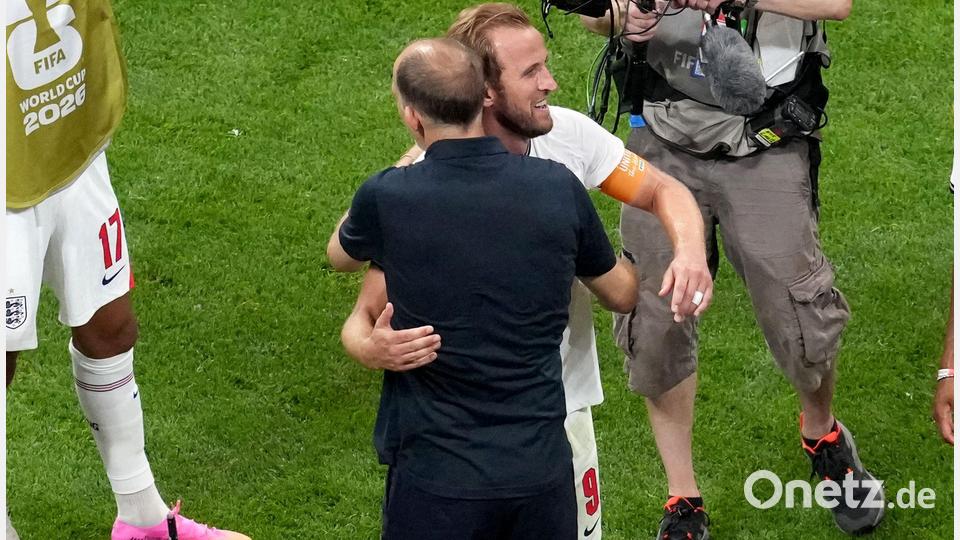 Für Trainer Thomas Tuchel (vorn) ist Harry Kane der Schlüsselspieler. Bild: Nick Potts/PA Wire/dpa