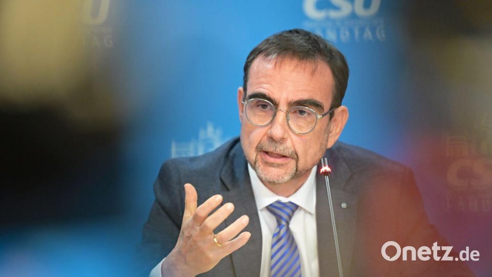 CSU-Fraktionschef Holetschek hat die Resolution mehrerer Unionsfraktionschefs auf den Weg gebracht. (Archivbild) Bild: Malin Wunderlich/dpa