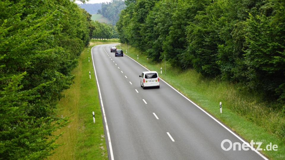 Die B22 führt südlich an Kemnath vorbei. Bild: bkr