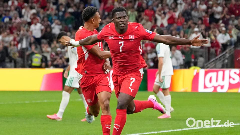 Die Schweiz durfte früh dank Embolo jubeln. Bild: Lindsey Wasson/AP/dpa