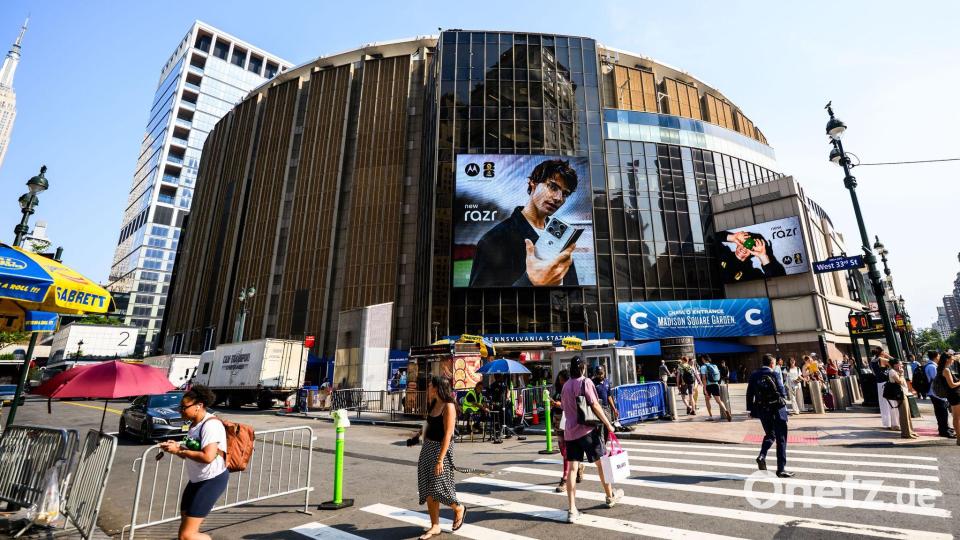 Taylor Swift und Travis Kelce: Hochzeitsfeier Madison Square Garden in New York gestartet Bild: Tom Weller/dpa