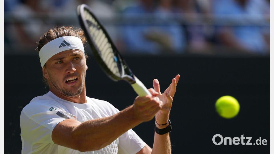 Alexander Zverev blieb in seiner Drittrundenpartie erneut ohne Satzverlust. Bild: Kirsty Wigglesworth/AP/dpa
