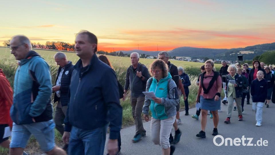 Beim Pilgern den "Sonnengesang", das berühmte Gebet von Franz von Assisi, zu beten, während die Sonne aufgeht, ist ein besonderes Erlebnis. Bild: Heike Unger