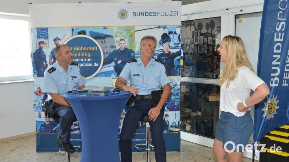 Auch die Bundespolizei war vor Ort. Bild: Elisabeth Dobmayer