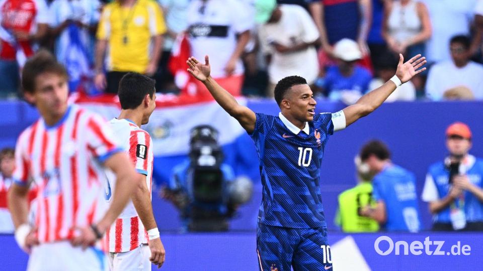 Kylian Mbappé jubelt nach seinem Tor zum 0:1. Bild: Tom Weller/dpa
