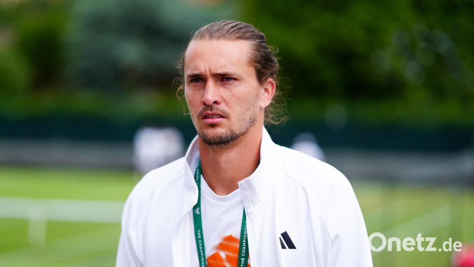 Topspieler Alexander Zverev freut sich für Jan-Lennard Struff. Bild: John Walton/PA Wire/dpa