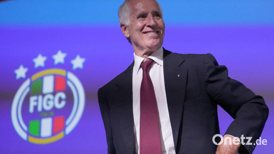 Will noch in dieser Woche Klarheit bei Trainer und Manager für die Azzurri haben: Verbandsboss Giovanni Malagò. (Archivbild) Bild: Alfredo Falcone/LaPresse/AP/dpa