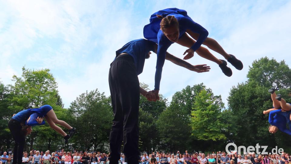 Mit explosiver Dynamik begeistert die Rock'n'Roll-Formation das Publikum. Bild: Helmut Kunz