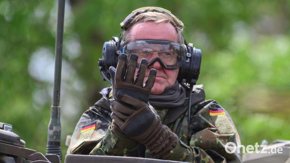 Die Bundeswehr soll nach Plänen von Ressortchef Boris Pistorius ihre Verteidigungsfähigkeit ausbauen. (Archivbild) Bild: Philipp Schulze/dpa