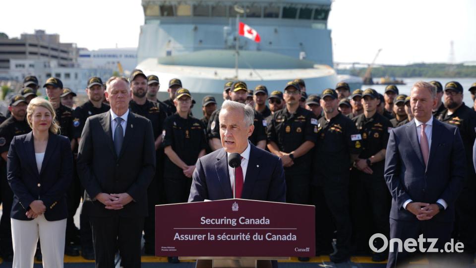 Kanadas Premier Carney verkündete die Entscheidung auf einer Militärbasis in Halifax. Bild: Darren Calabrese/The Canadian Press via AP/dpa