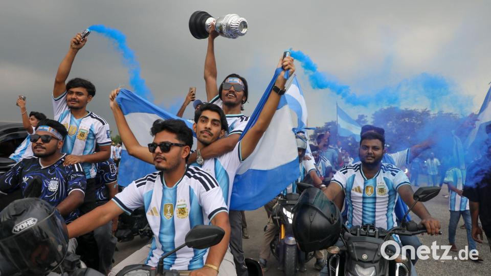 WM-Zeit heißt in Bangladesch Argentinien-Zeit. (Archivbild) Bild: Abu Sufian Jewel/ZUMA Press Wire/dpa