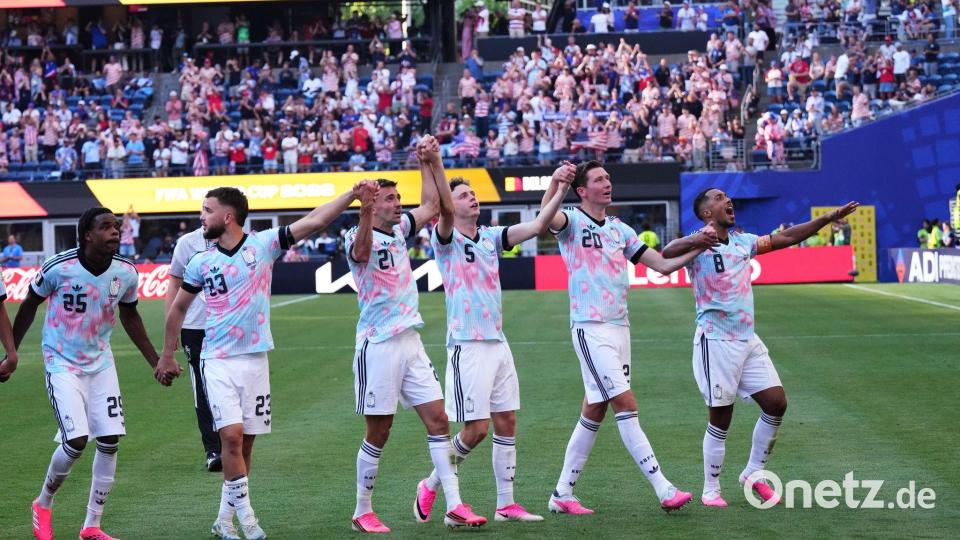 Belgien bejubelt den Einzug ins Viertelfinale. Bild: Ted S. Warren/AP/dpa
