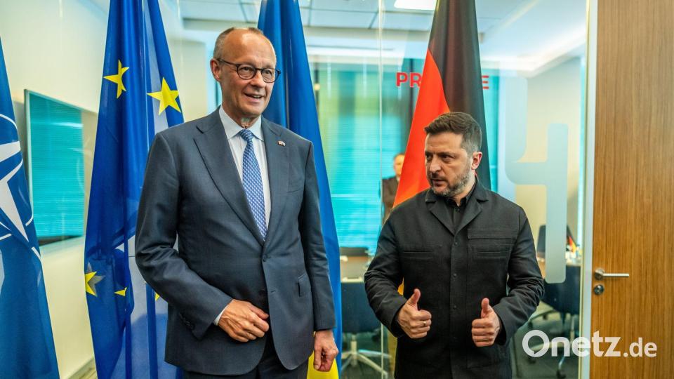 Kanzler Friedrich Merz und der ukrainische Präsident Wolodymyr Selenskyj: Der Gipfel soll neue Milliarden-Hilfen für die Ukraine beschließen. Bild: Michael Kappeler/dpa