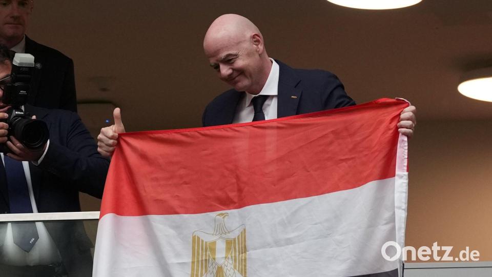 Infantino war im Stadion von Vancouver live vor Ort. Bild: Abbie Parr/AP/dpa