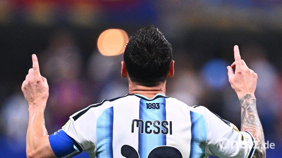 Lionel Messi nach seinem Tor zum 2:2. Bild: Tom Weller/dpa