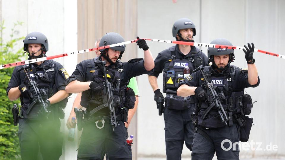 Mehrere Verletzte an Gymnasium - 16-Jähriger festgenommen Bild: Karl-Josef Hildenbrand/dpa