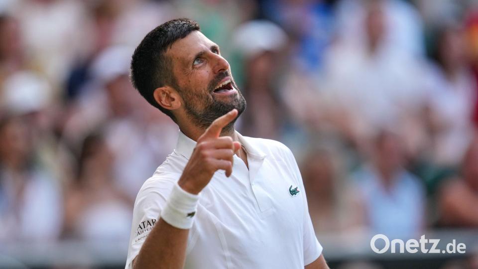 Es war ein Kraftakt: Novak Djokovic gewinnt sein Viertelfinale gegen den Kanadier Felix Auger-Aliassime. Bild: Kirsty Wigglesworth/AP/dpa