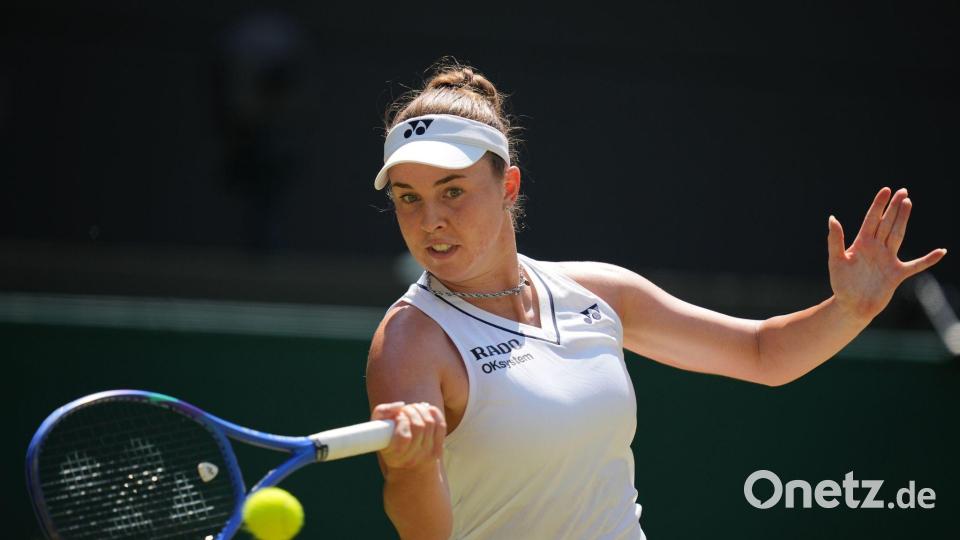 Linda Noskova steht erstmals in einem Grand-Slam-Halbfinale. Bild: Kin Cheung/AP/dpa