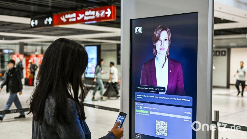 Die Bahn will die digitale Assistenz Kiana künftig in der „DB Navigator“-App integrieren. (Archivbild) Bild: Jens Kalaene/dpa