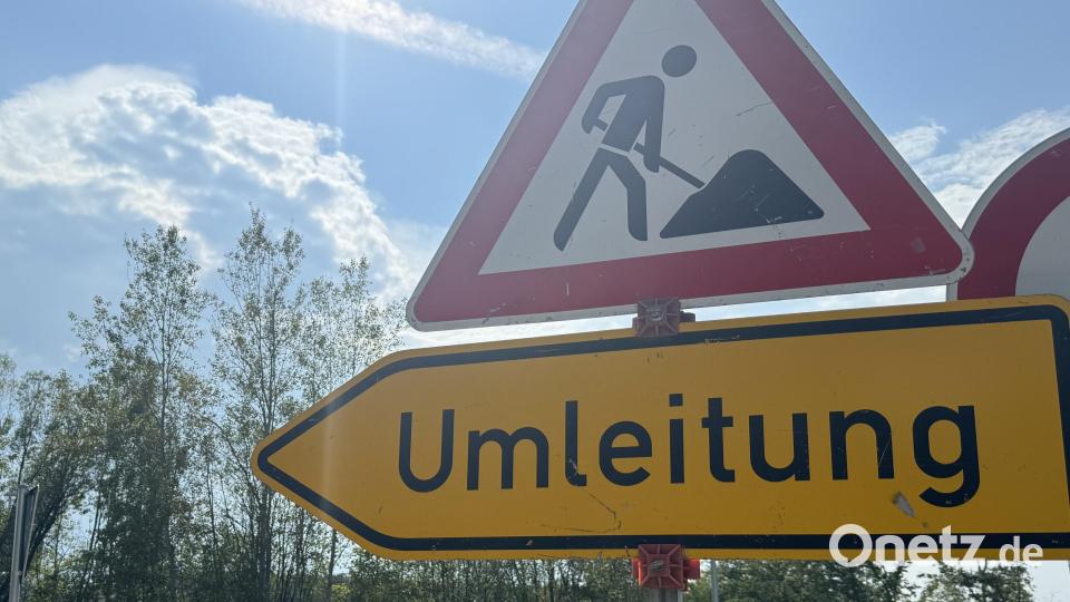 Ab 29. Juni wird die B85 bei Amberg zwischen Haidweiher und der Staatsstraße 2151 erneuert. Die Straße ist für voraussichtlich drei Wochen voll gesperrt. Symbolbild: Heike Unger