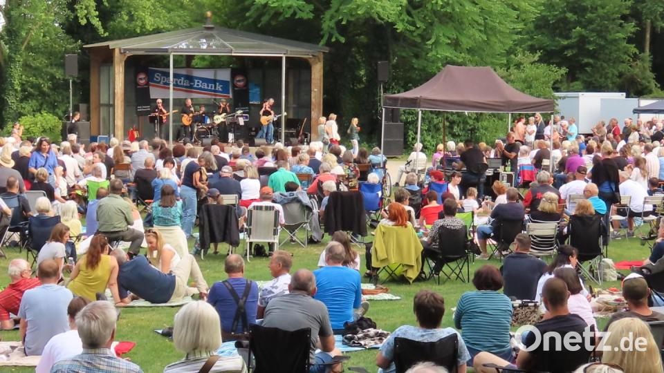 Tolle Stimmung herrschte am Mittwochabend im Max-Reger-Park. Bild: Helmut Kunz