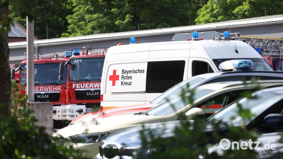 Zahlreiche Rettungskräfte waren im Einsatz. Bild: Karl-Josef Hildenbrand/dpa