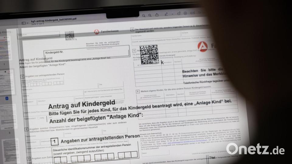 Rund 55 Milliarden Euro Kindergeld hat die Familienkasse im vergangenen Jahr ausgezahlt, für 17,57 Millionen Kinder. (Symbolbild) Bild: Hannes P Albert/dpa