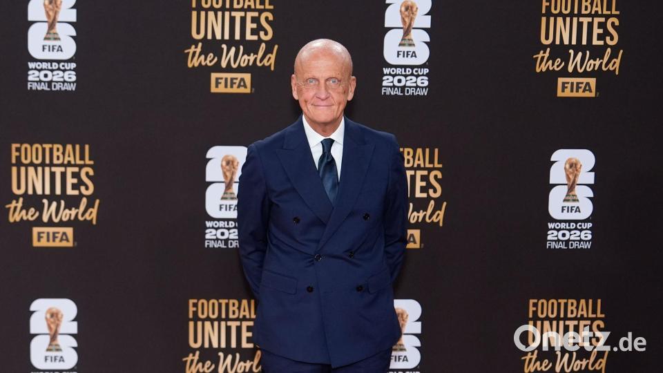 Pierluigi Collina verteidigt die WM-Schiedsrichter. (Archivbild) Bild: Julia Demaree Nikhinson/AP/dpa