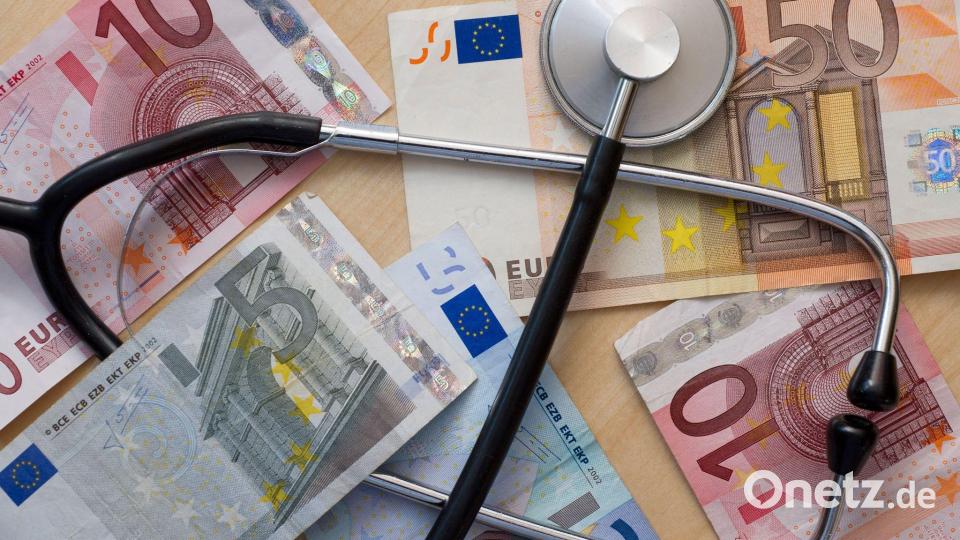 Die stark steigenden Gesundheitsausgaben sollen unter Kontrolle kommen. Archivbild: picture alliance / ZB