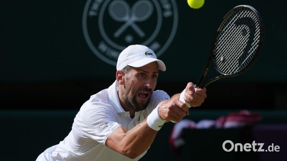 Novak Djokovic hatte gegen Jannik Sinner keine Chance. Bild: Kin Cheung/AP/dpa