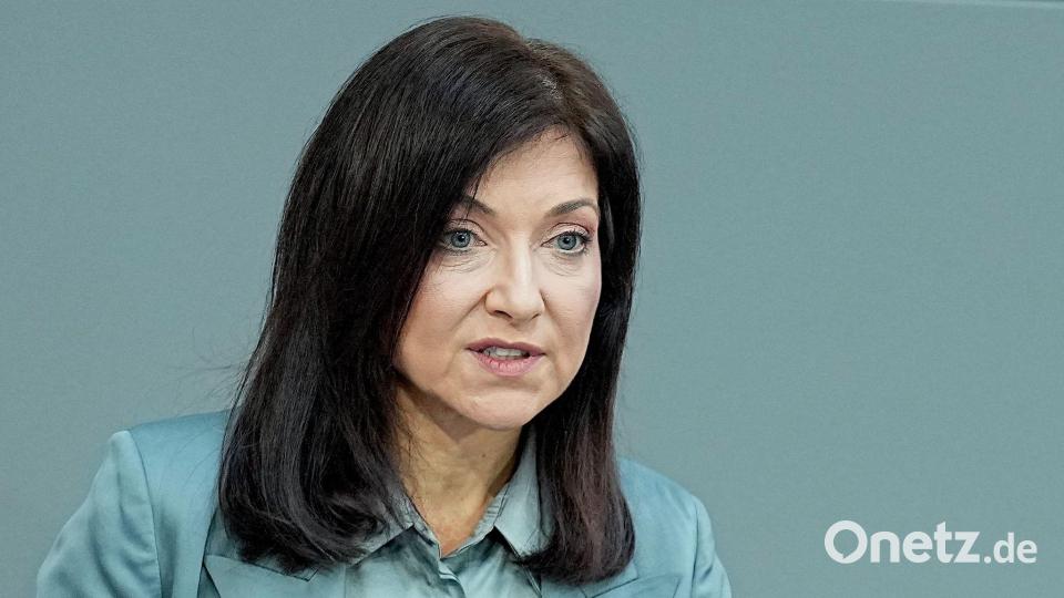 Ministerin Reiche: Der „Zwang zur Wärmepumpe“ soll weg. Bild: Michael Kappeler/dpa