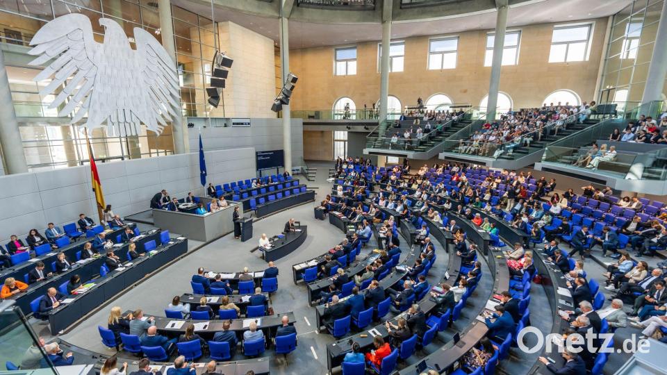 Der Bundestag verabschiedet eine Reform der Reform. Bild: Michael Kappeler/dpa