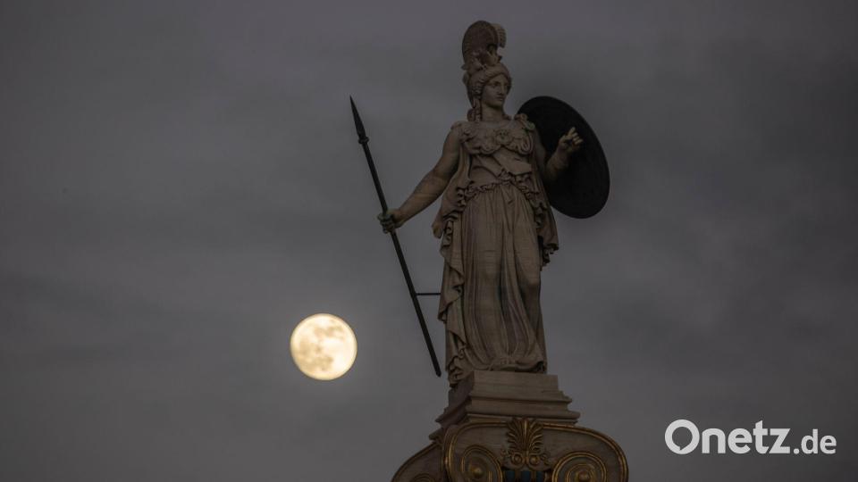 Göttin Athene wird in Christopher Nolans „Odyssee“ von Zendaya gespielt. (Archivbild) Bild: Petros Giannakouris/AP/dpa
