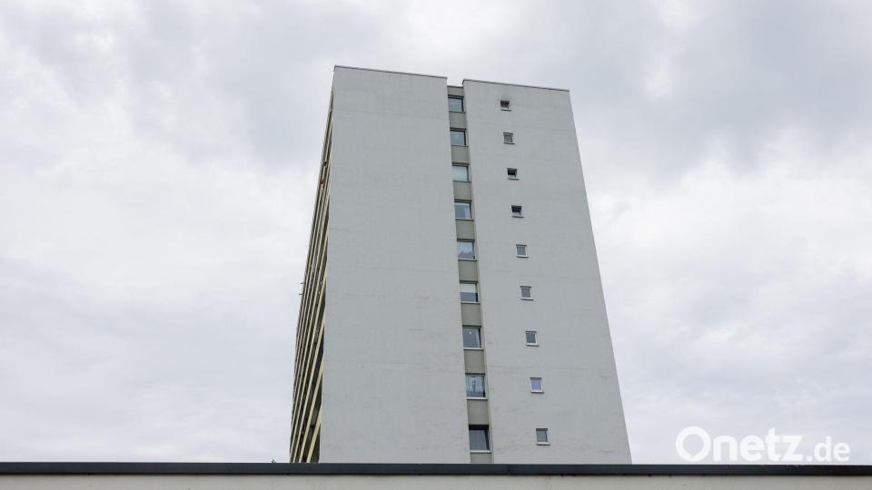 Der BGH befasst sich mit dieser Hochhaus-Fassade und einem Streit um ein Streetart-Gemälde. Bild: Rolf Vennenbernd/dpa