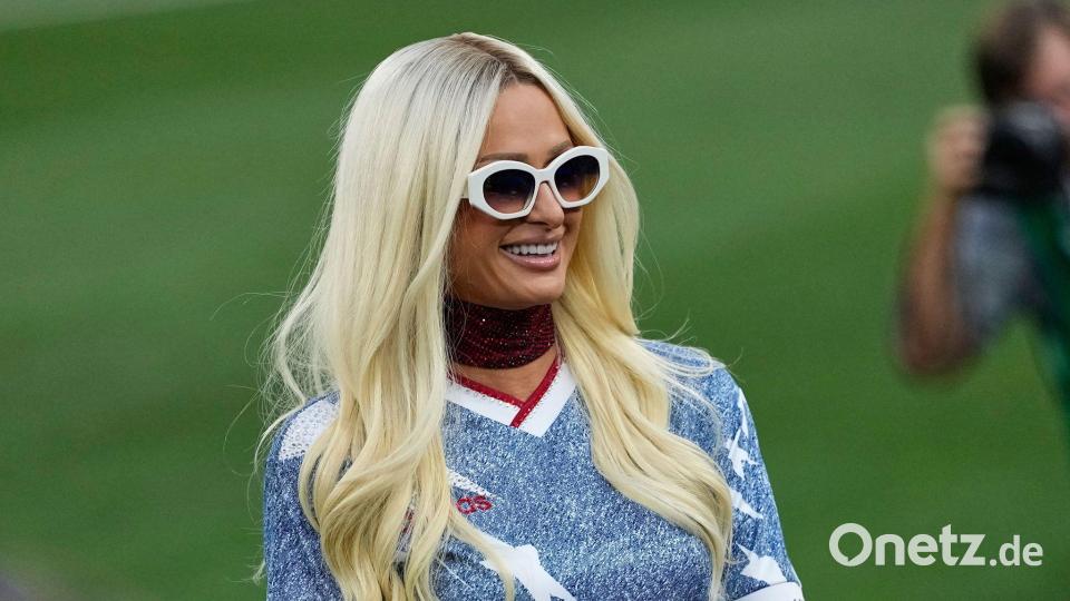 Hoher Promifaktor: Paris Hilton bei der WM. (Archivbild) Bild: Gregory Bull/AP/dpa