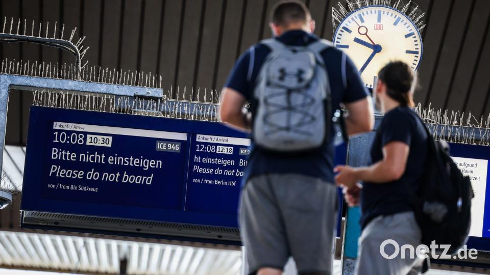 Es ist unklar, wann die Strecke wieder freigegeben wird. Bild: Christoph Reichwein/dpa