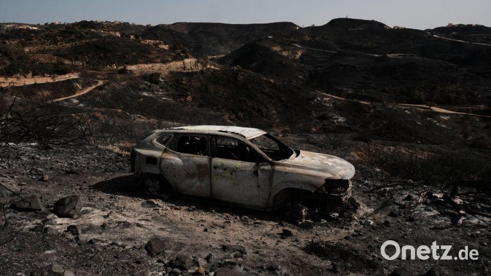 Manche Menschen wollten vor den Flammen fliehen, wählten dabei jedoch eine falsche Fluchtroute. Bild: Gregorio Marrero/AP/dpa