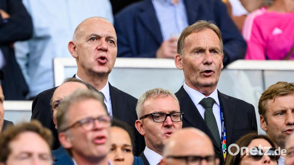 „Eckpunkte“-Einigung mit Klopp: Bernd Neuendorf (l) und Hans-Joachim Watzke haben in New York ihr Ziel erreicht. (Archivbild) Bild: Tom Weller/dpa