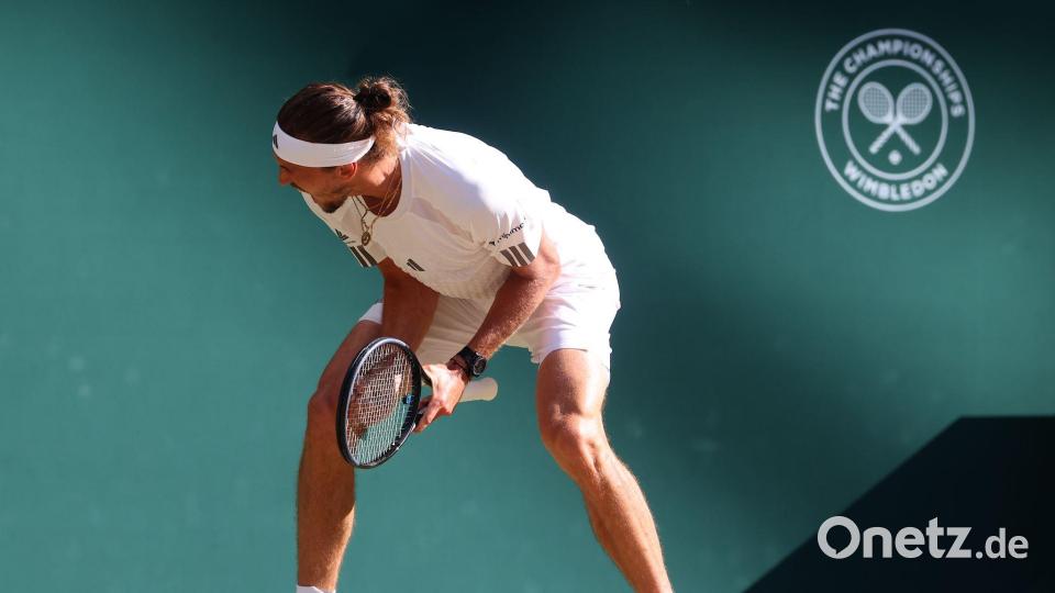 Alexander Zverev jubelt über den ersten Satzgewinn. Bild: Frank Molter/dpa