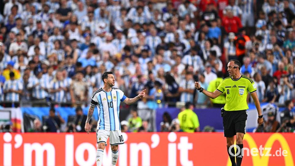 Messi soll Berichten zufolge dem Schiedsrichter eine Ansage gemacht haben. Bild: Tom Weller/dpa