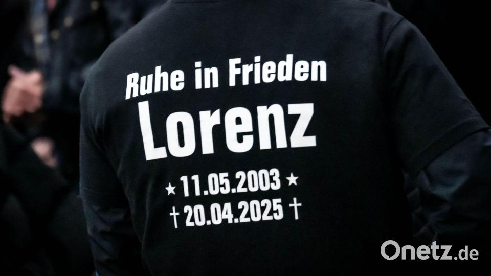 Der gewaltsame Tod von Lorenz hat viele Menschen erschüttert. Nun kommt es zu einem Gerichtsverfahren. (Archivbild) Bild: Sina Schuldt/dpa