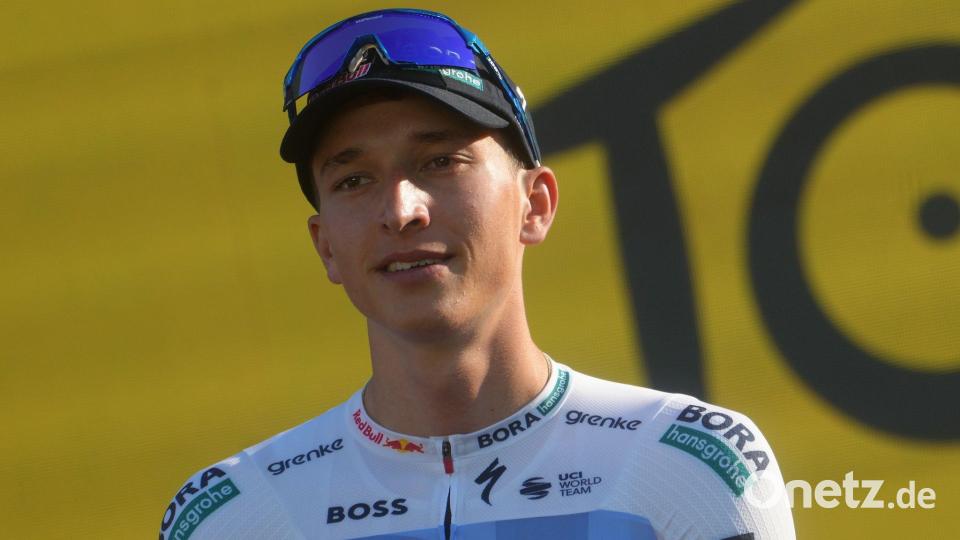 Florian Lipowitz wurde im Vorjahr Dritter bei der Tour. (Archivbild) Bild: Thibault Camus/AP/dpa